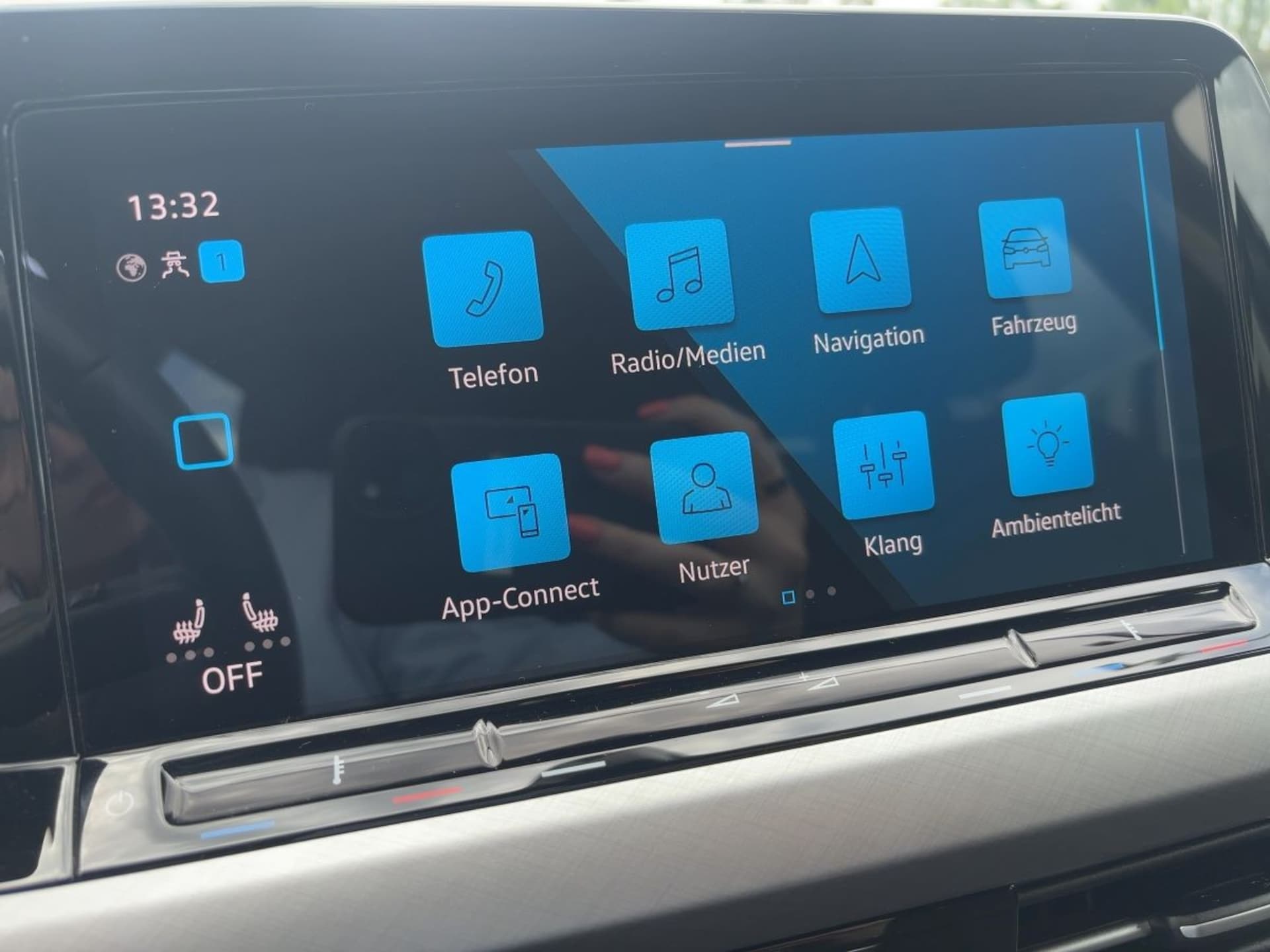 Volkswagen Golf Life