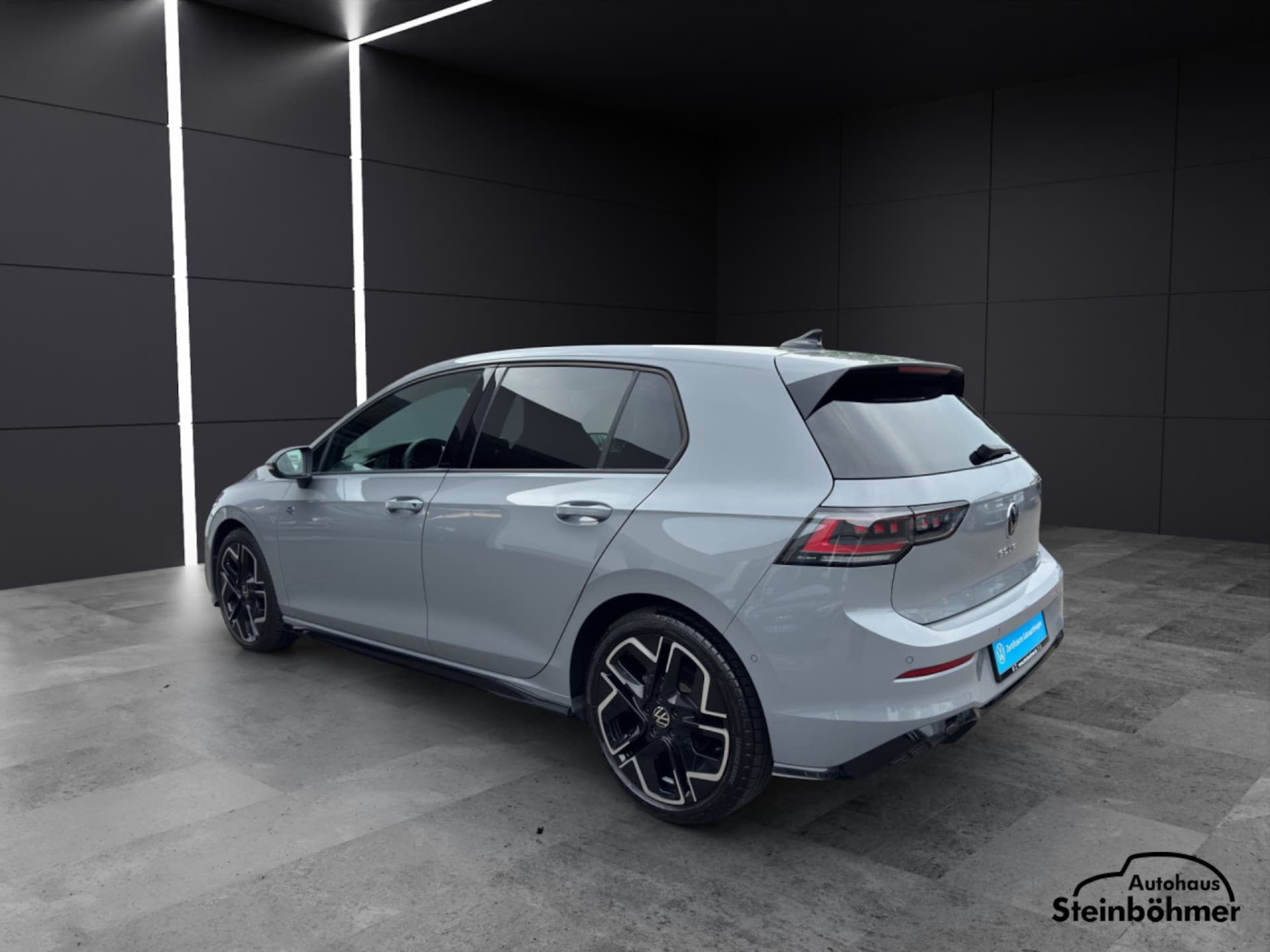 Volkswagen Golf R-Line