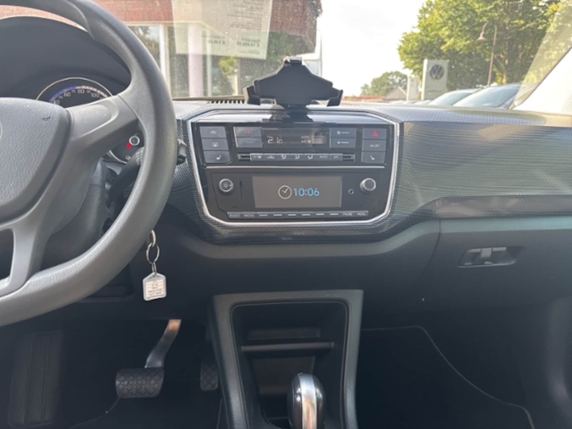 Volkswagen e-up!