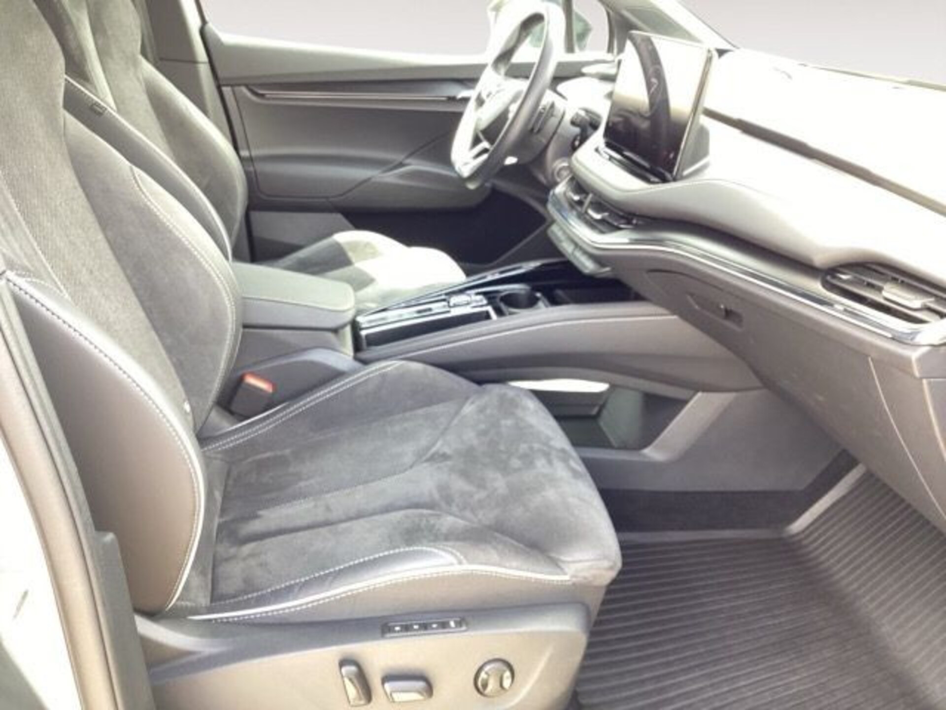 Skoda Enyaq 80X Sportline