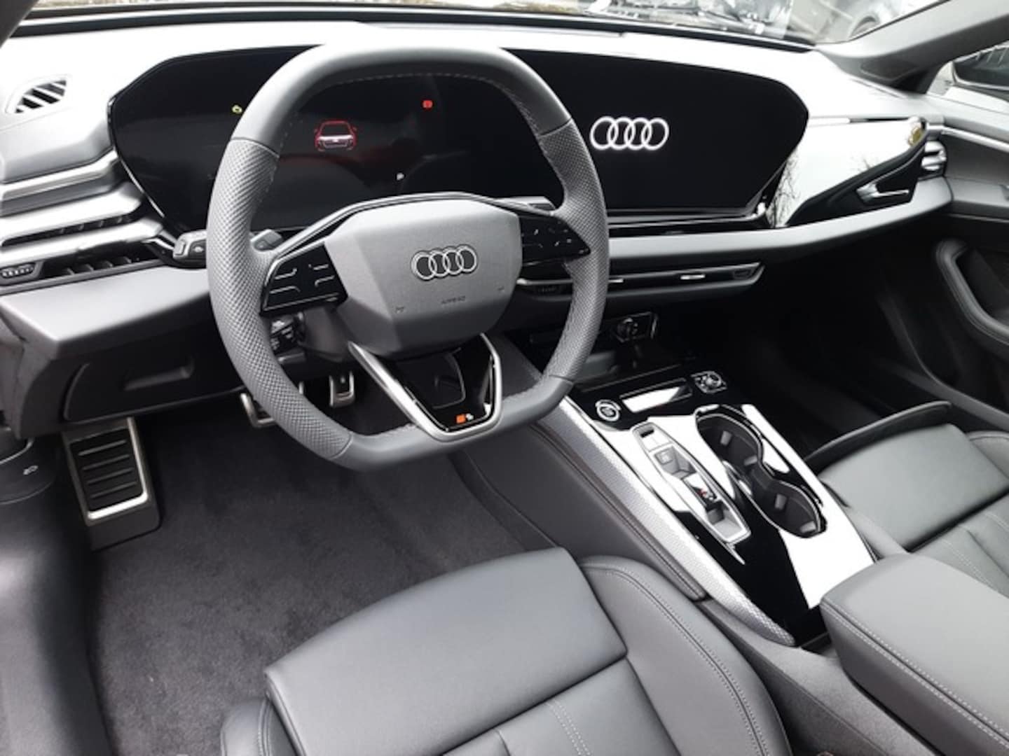 Bild über Audi A5 Limousine TFSI S tronic - für weitere Informationen kontaktieren Sie den Audi Partner