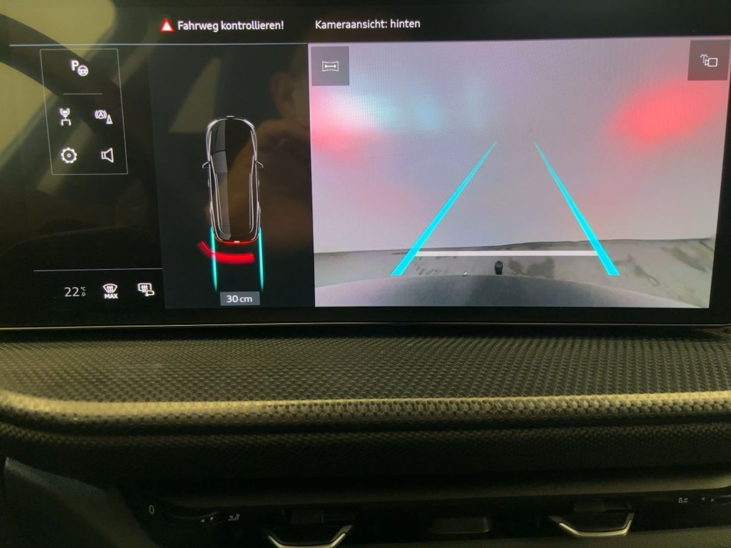 Bild über Audi Q5 SUV TDI quattro 150 kW S tronic - für weitere Informationen kontaktieren Sie den Audi Partner