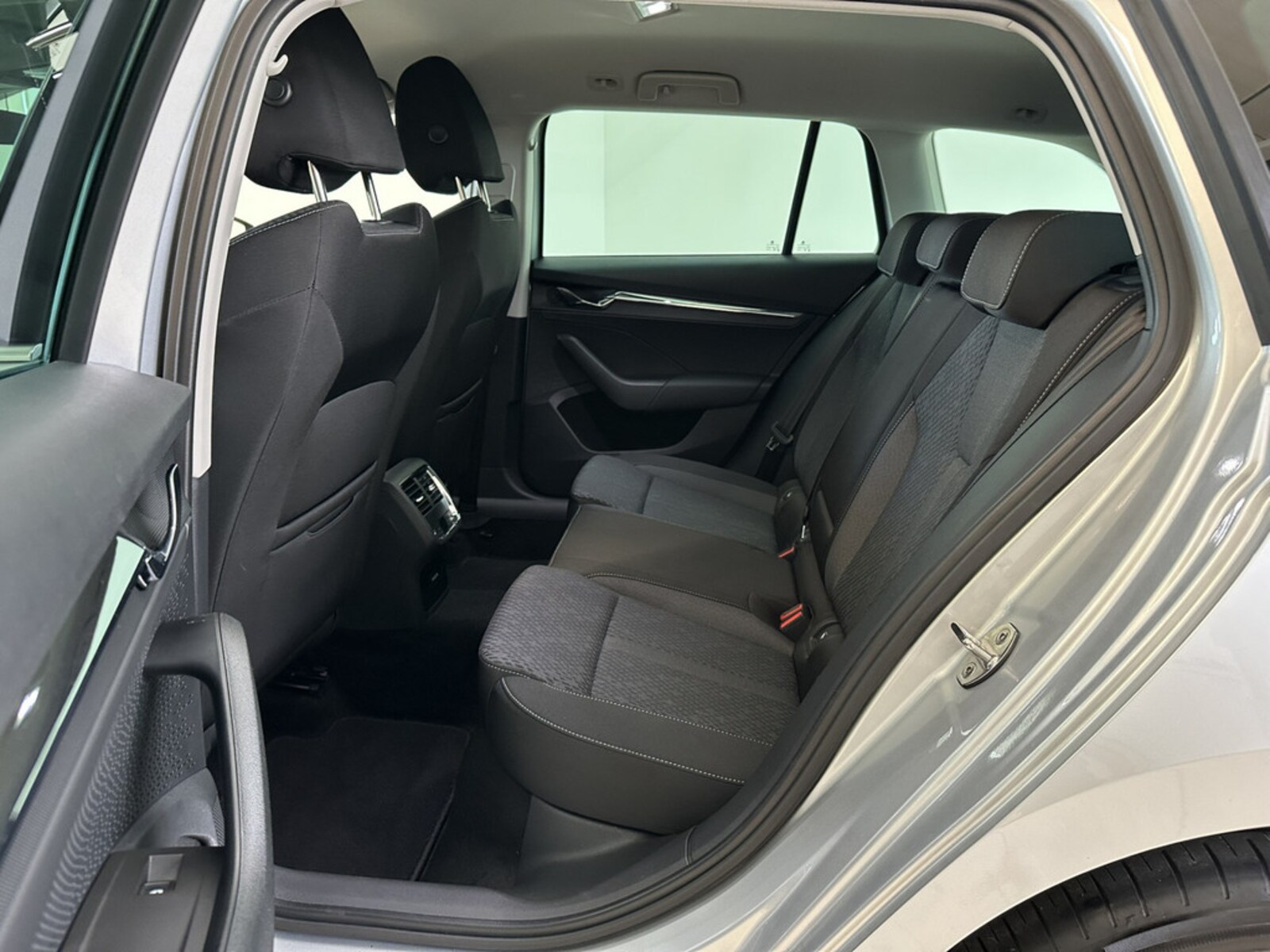 Škoda Octavia Combi – Bild 15