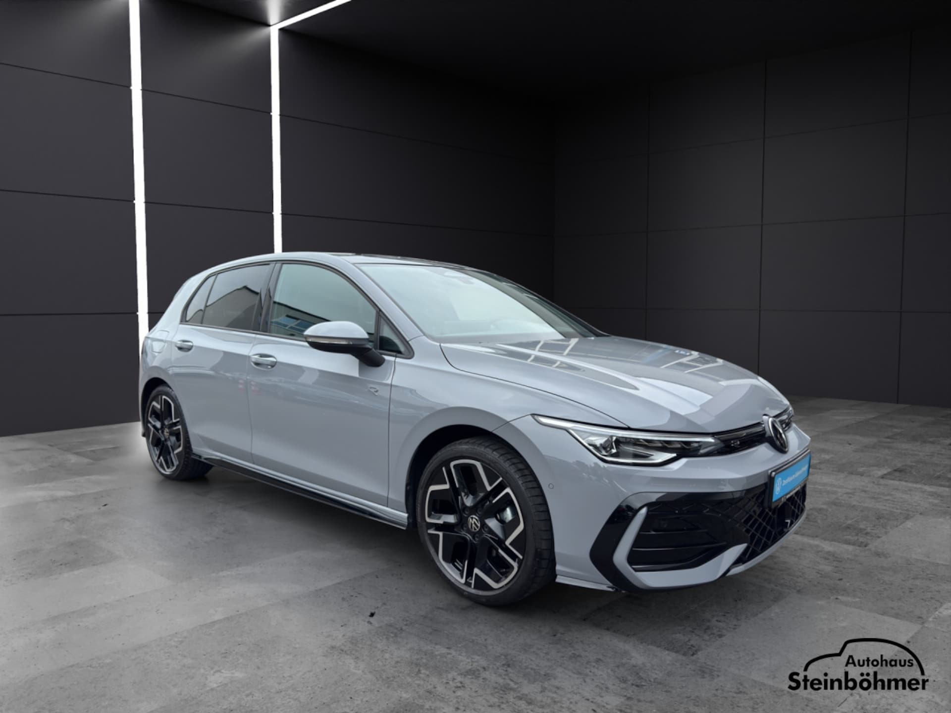Volkswagen Golf R-Line