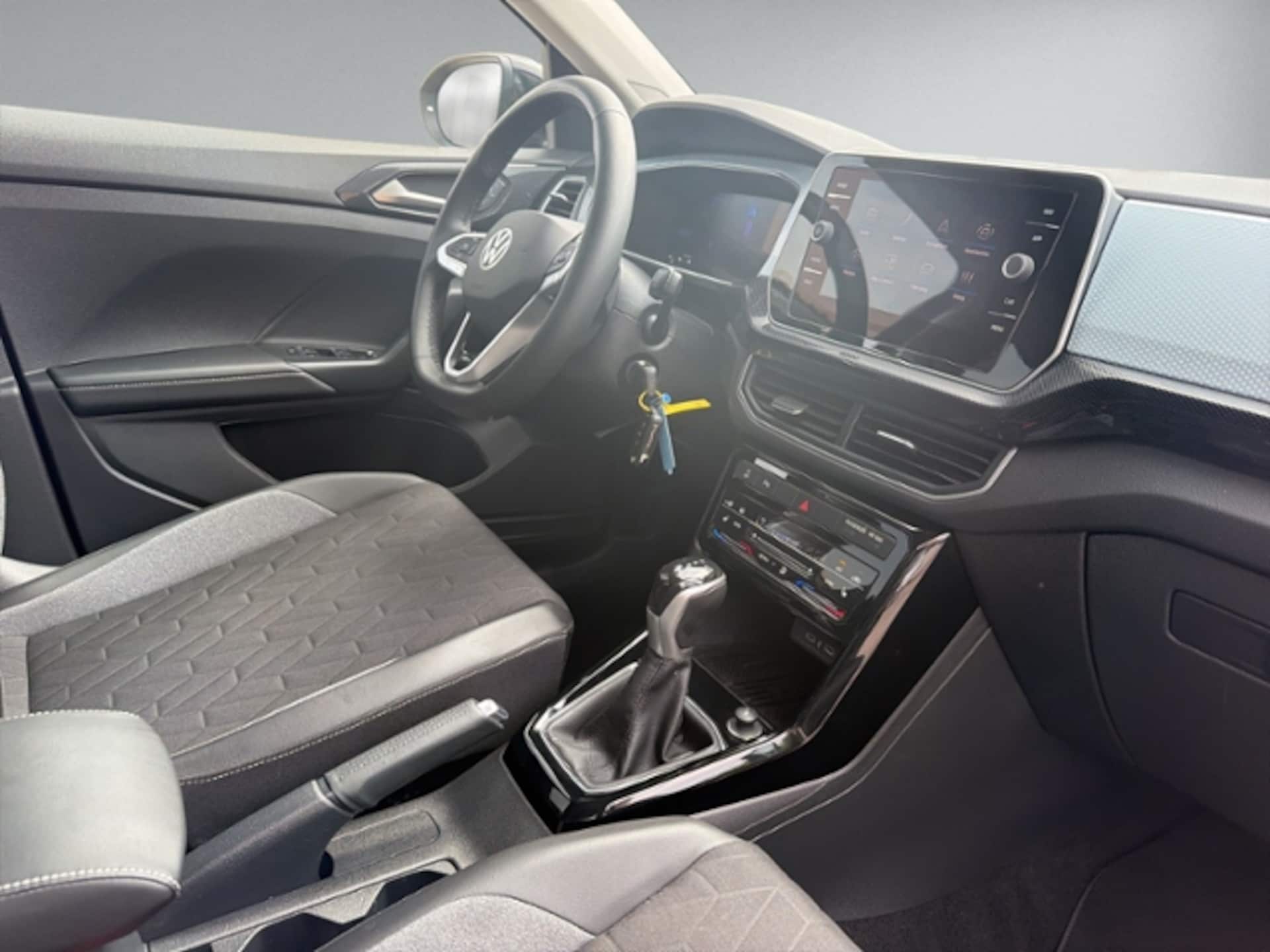 Volkswagen T-Cross Life