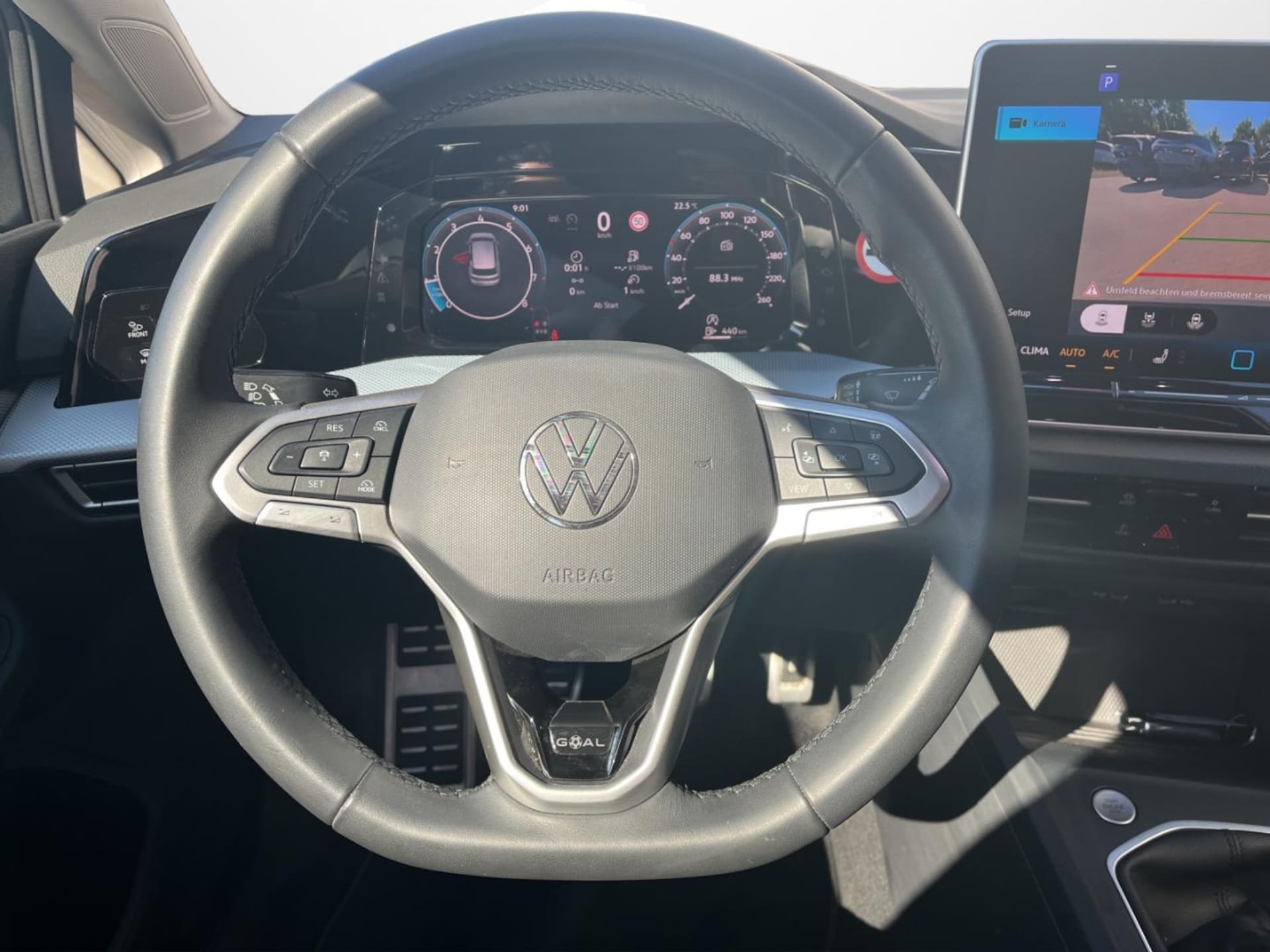 Volkswagen Golf Life