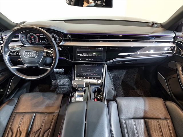 Audi A8 55 TFSI quattro 250 340 kW hp tiptronic 8