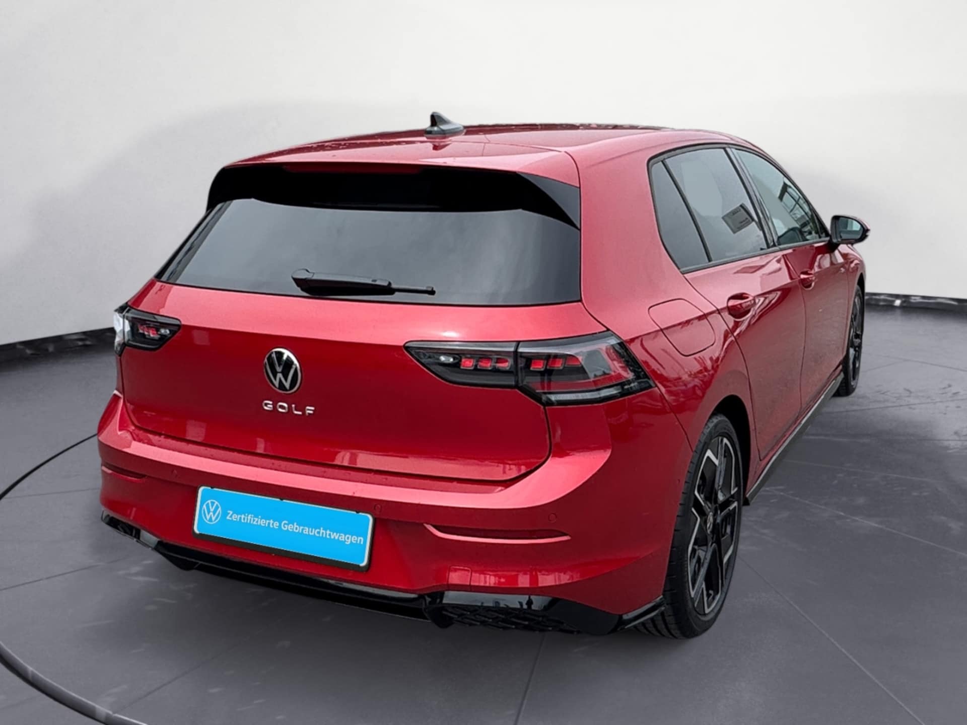 Volkswagen Golf R-Line