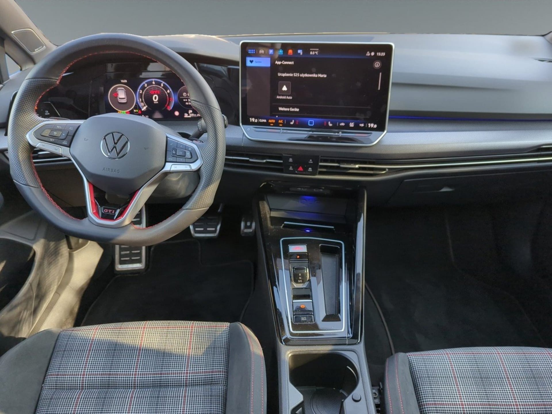 Volkswagen Golf GTI