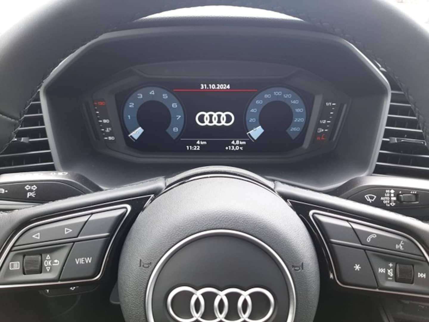 Bild über Audi A1 Sportback advanced 30 TFSI Schaltgetriebe - für weitere Informationen kontaktieren Sie den Audi Partner