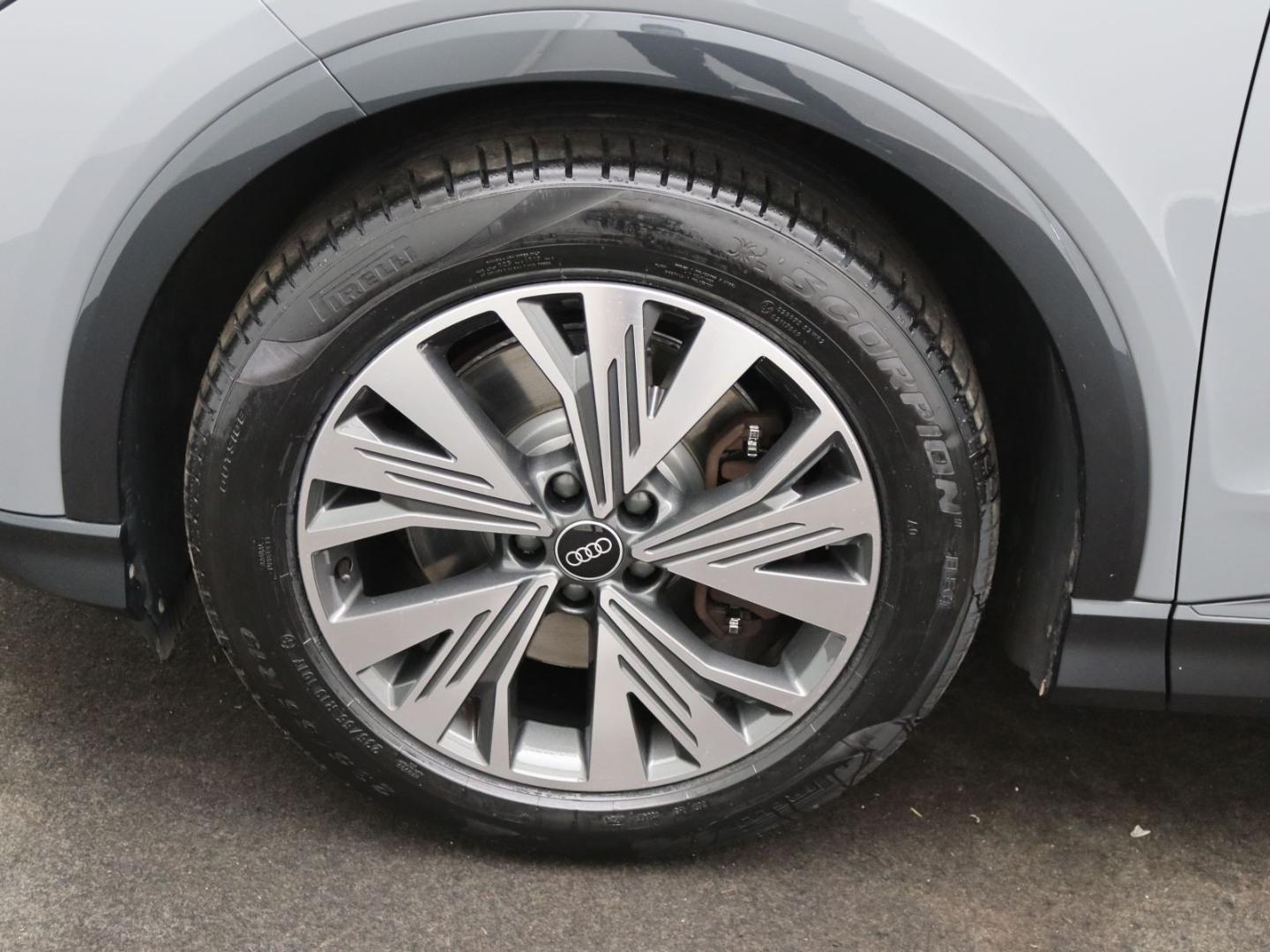 Image about Audi Q4 e-tron 45 e-tron quattro