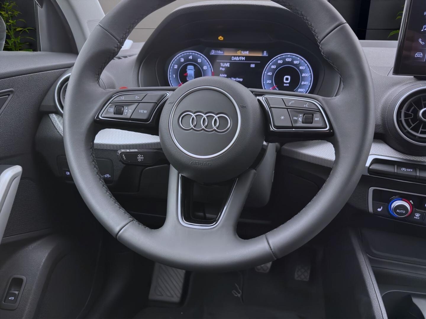Bild über Audi Q2 30 TFSI Schaltgetriebe - für weitere Informationen kontaktieren Sie den Audi Partner