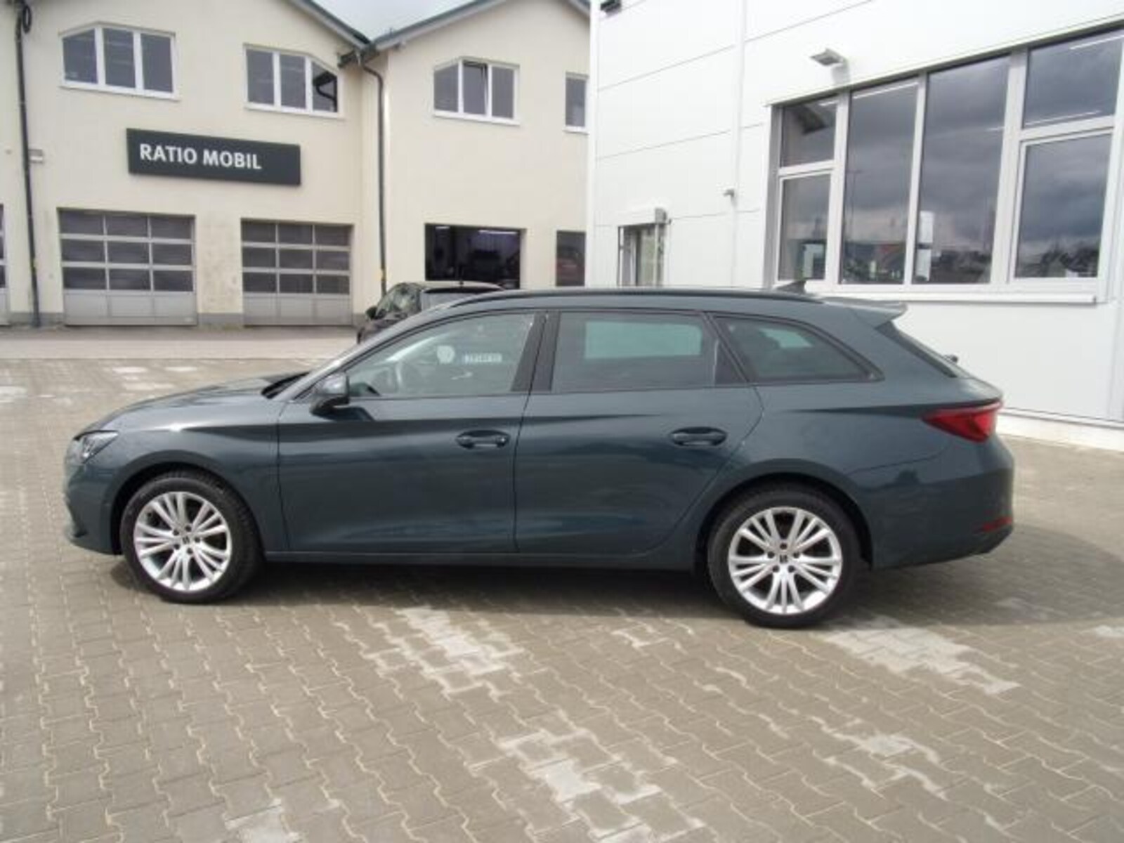 SEAT Leon Sportstourer – Bild 2