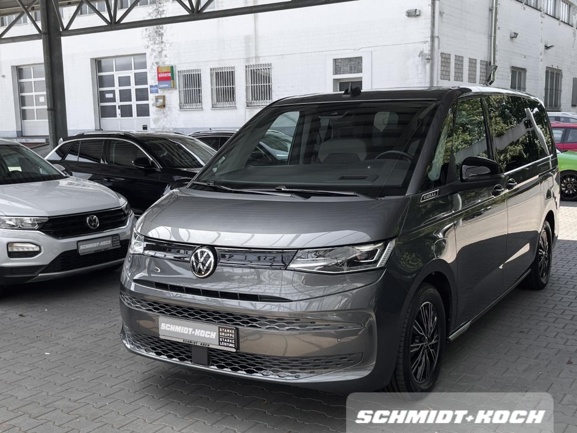Volkswagen Multivan Langversion Basis-Modell