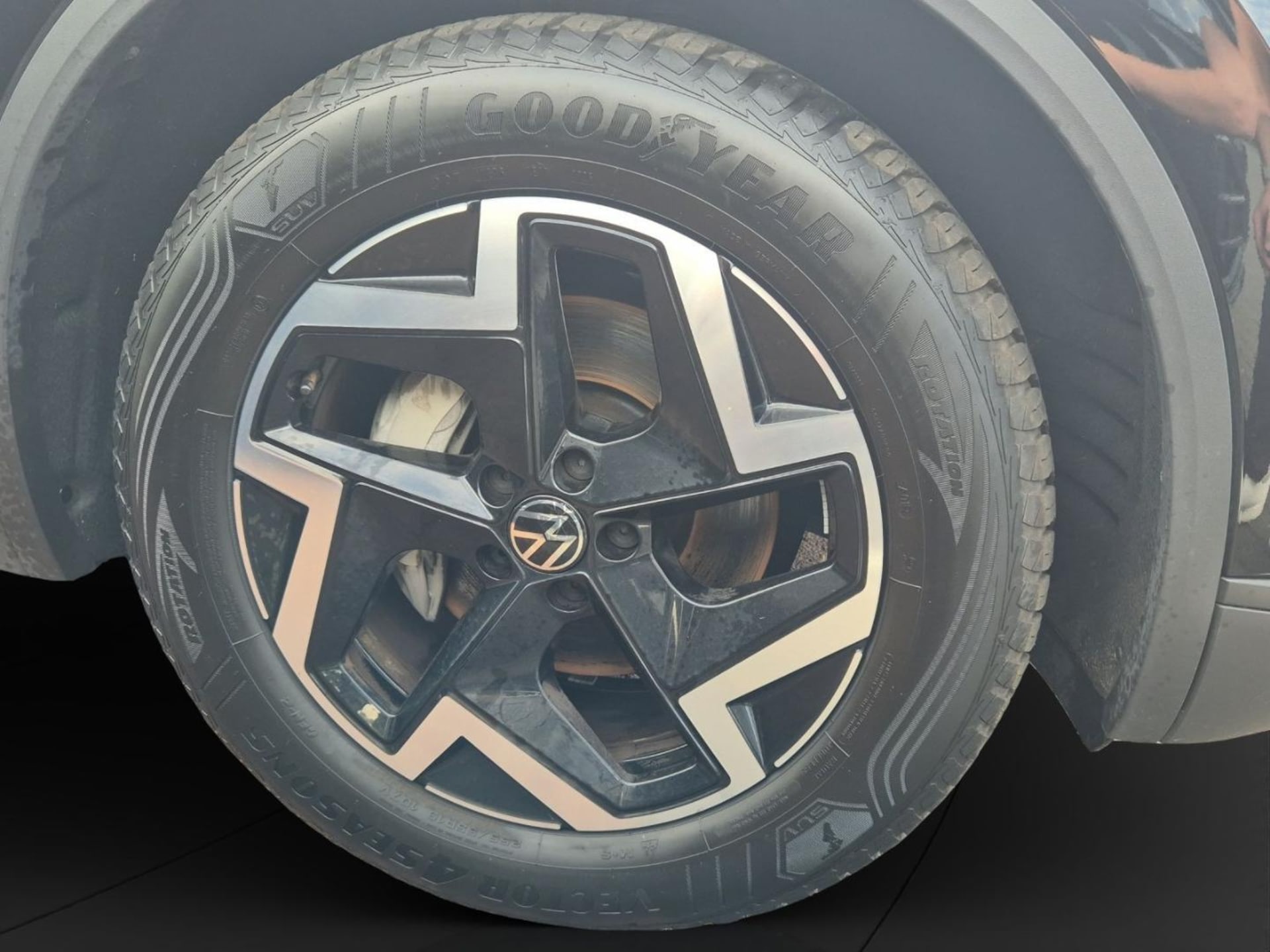 Volkswagen Touareg Basis-Modell