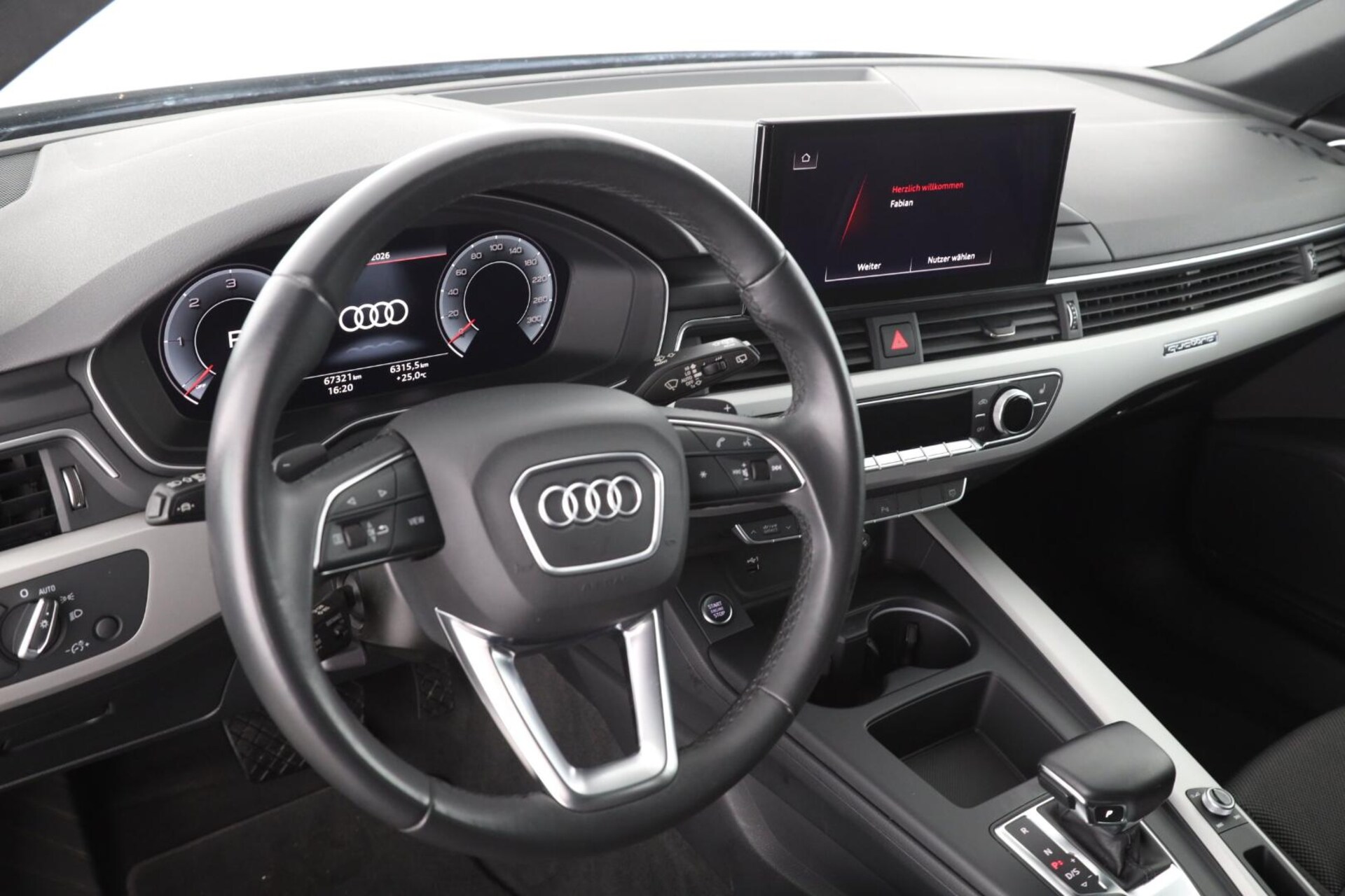Audi A4 Avant S line