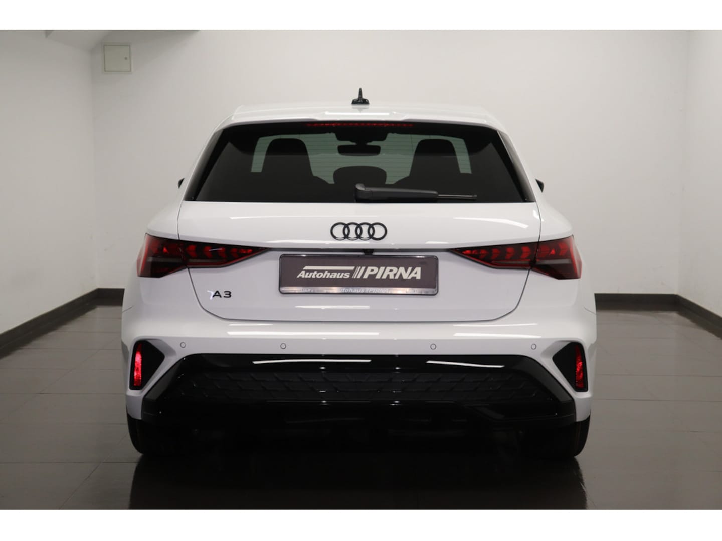 Bild über Audi A3 Sportback TFSI 110 kW S tronic - für weitere Informationen kontaktieren Sie den Audi Partner