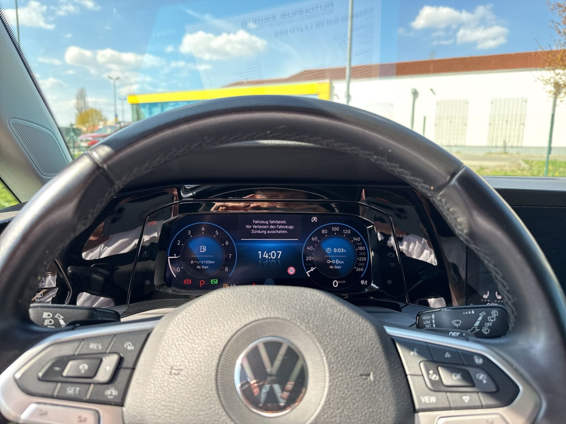 Volkswagen Golf Style