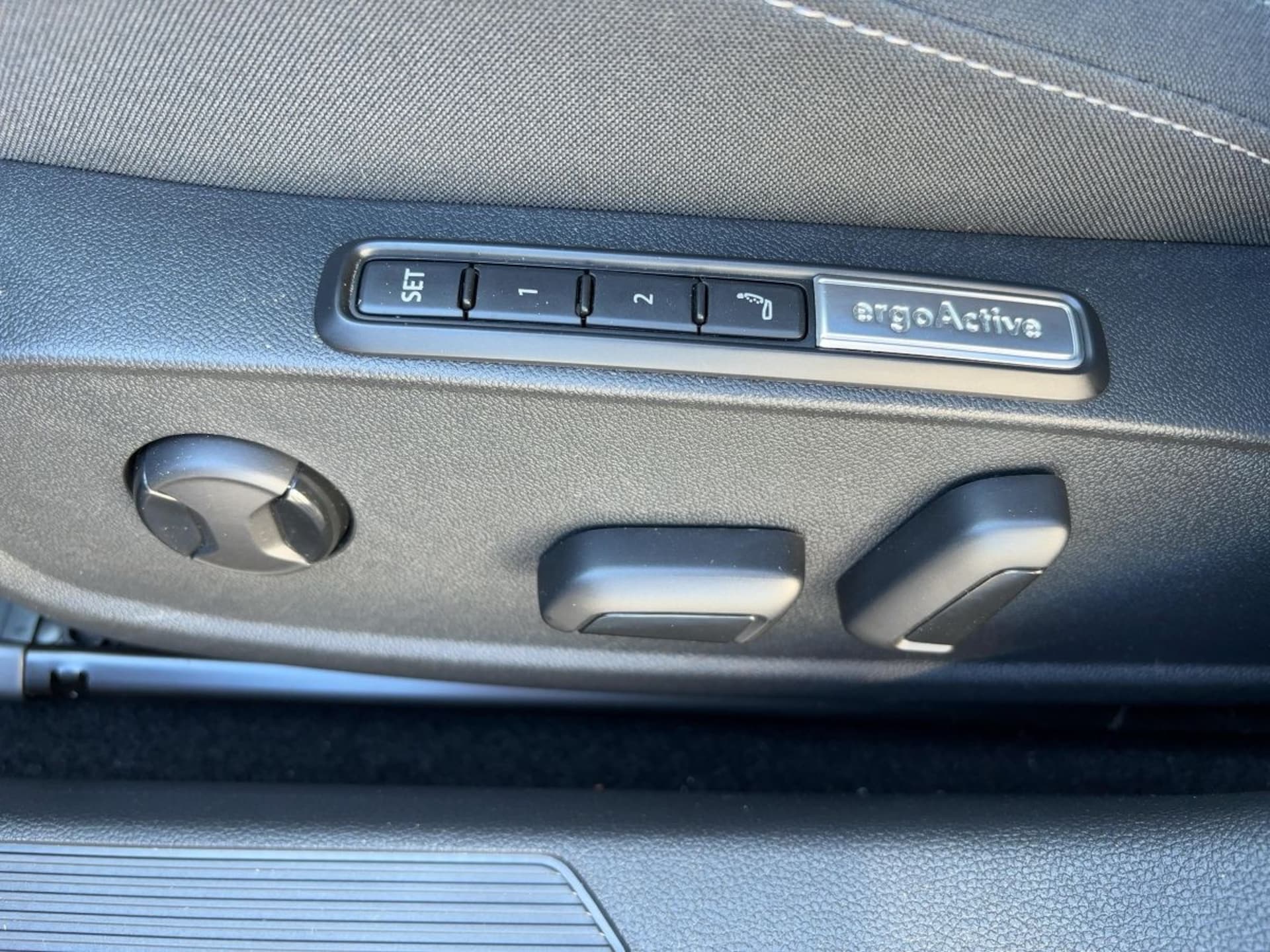 Volkswagen Golf Style