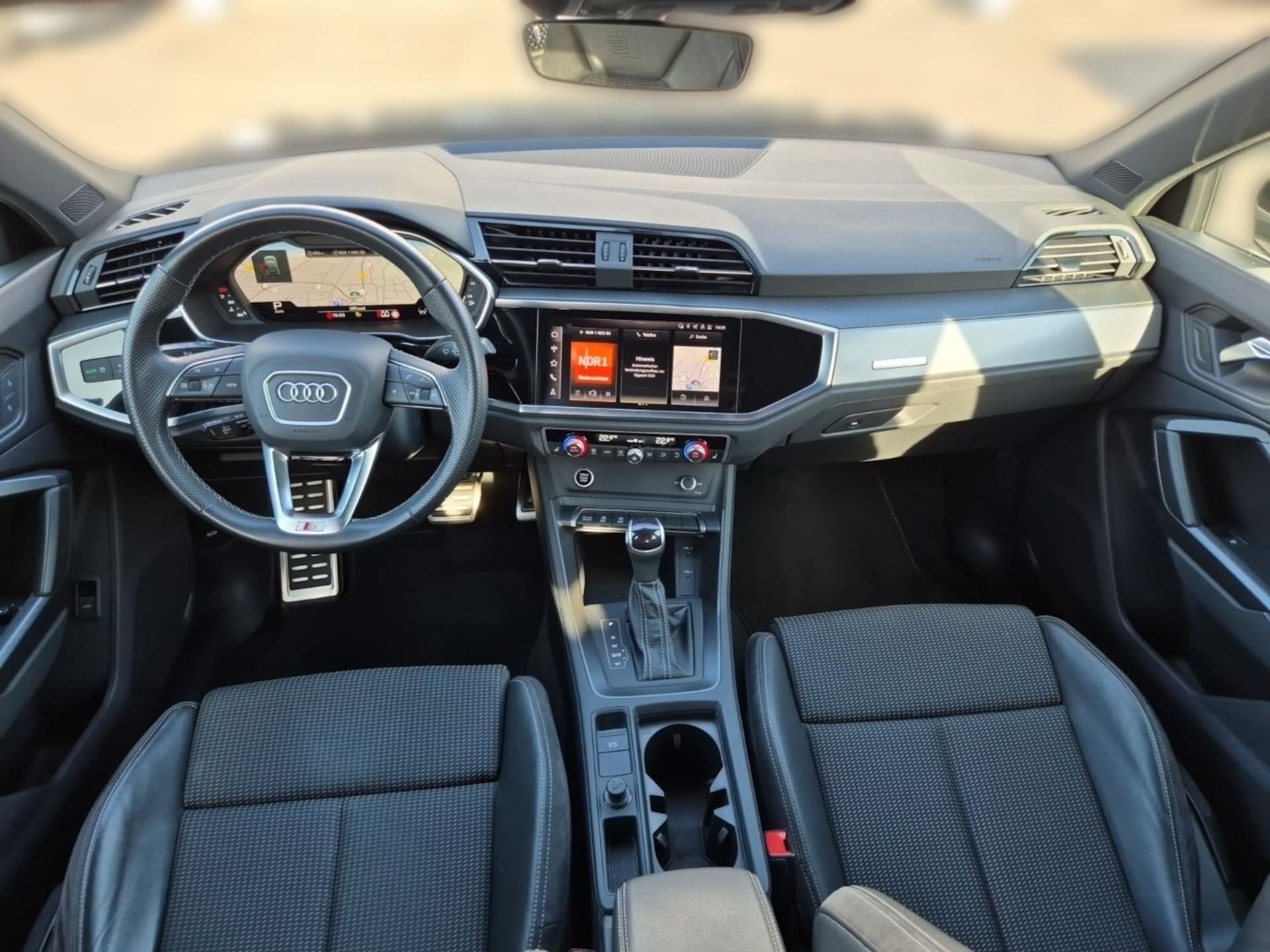 Audi Q3 Sportback S line