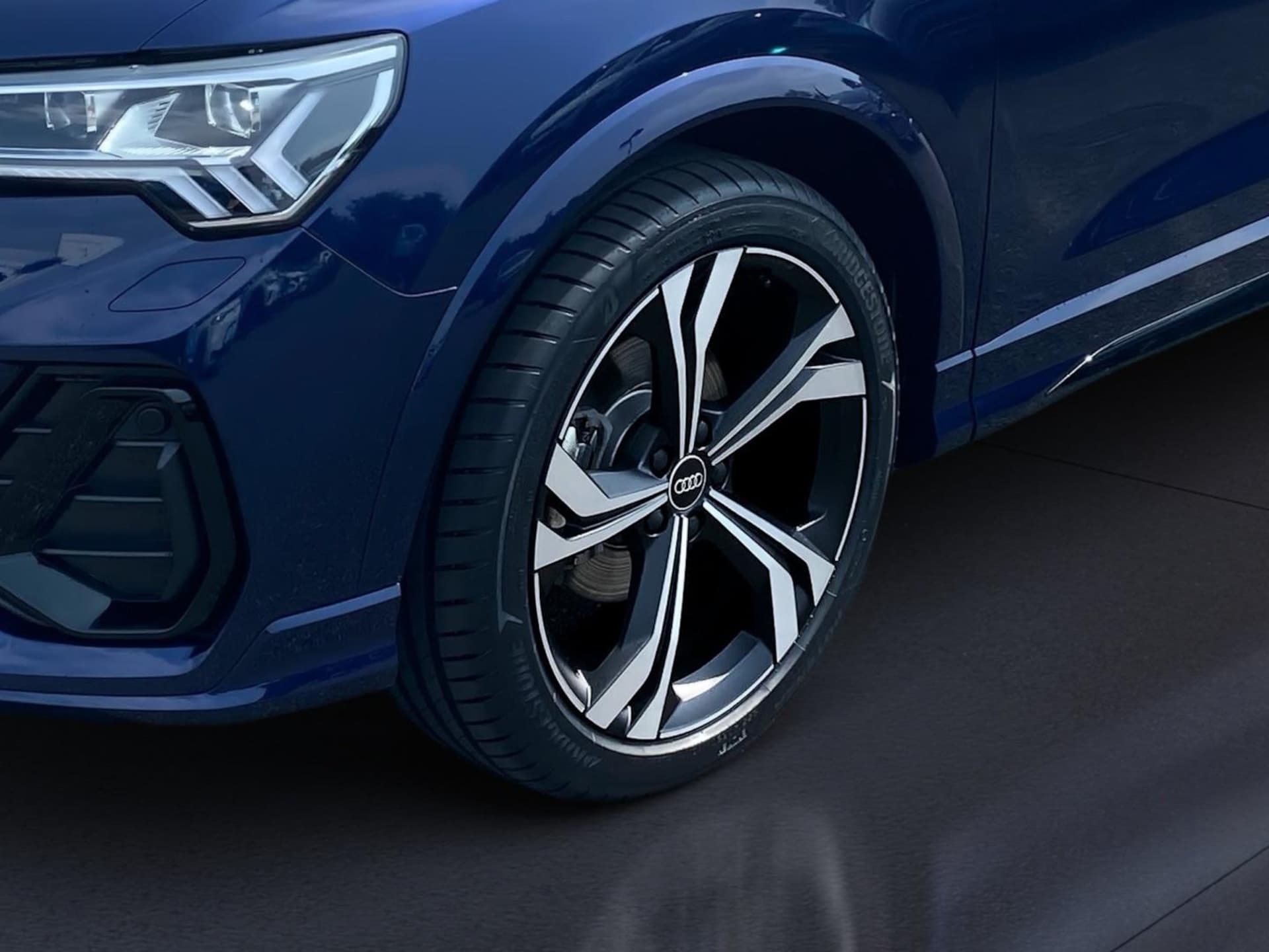 Audi Q3 SUV S line