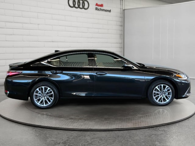 2025 Lexus ES 300h