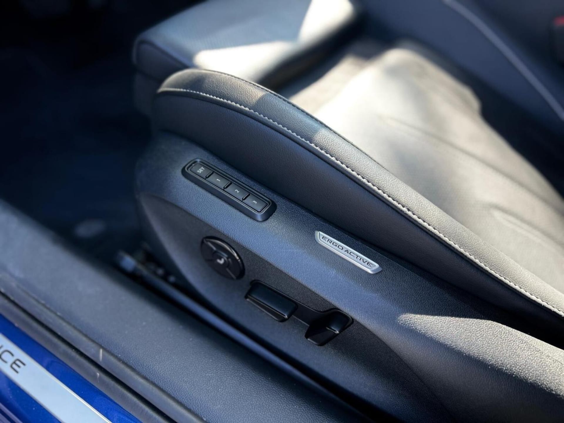 Volkswagen Passat Elegance