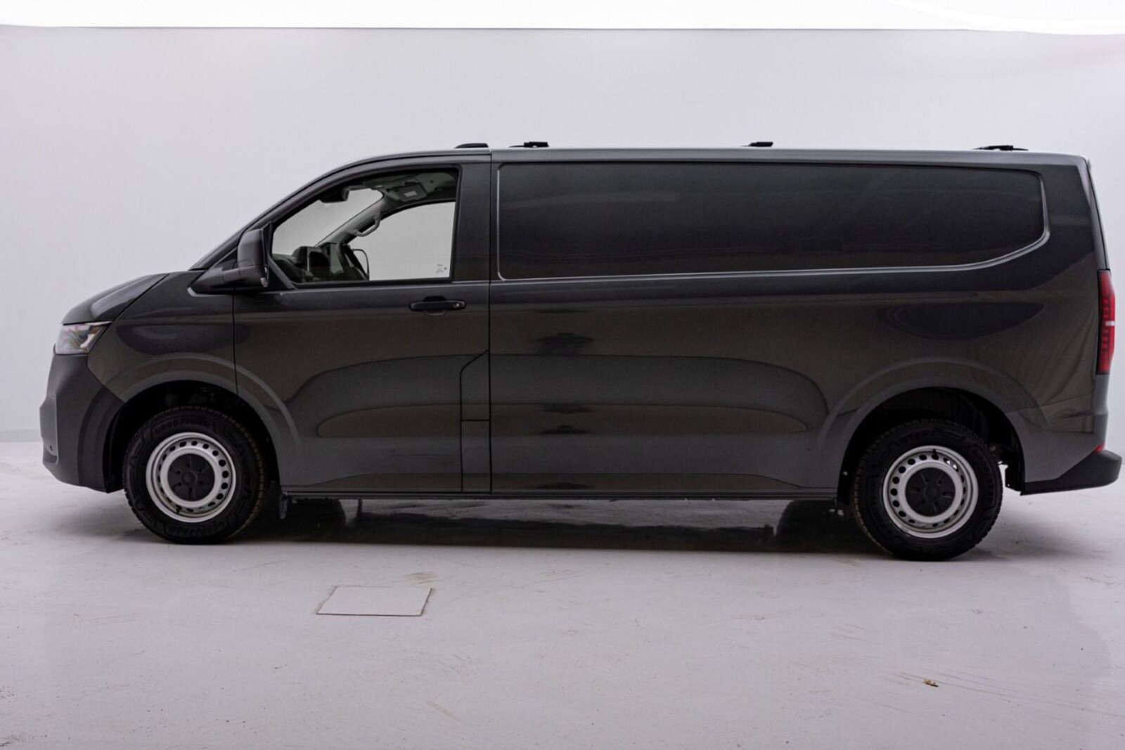 Volkswagen Transporter Kasten langer Radstand – Bild 6