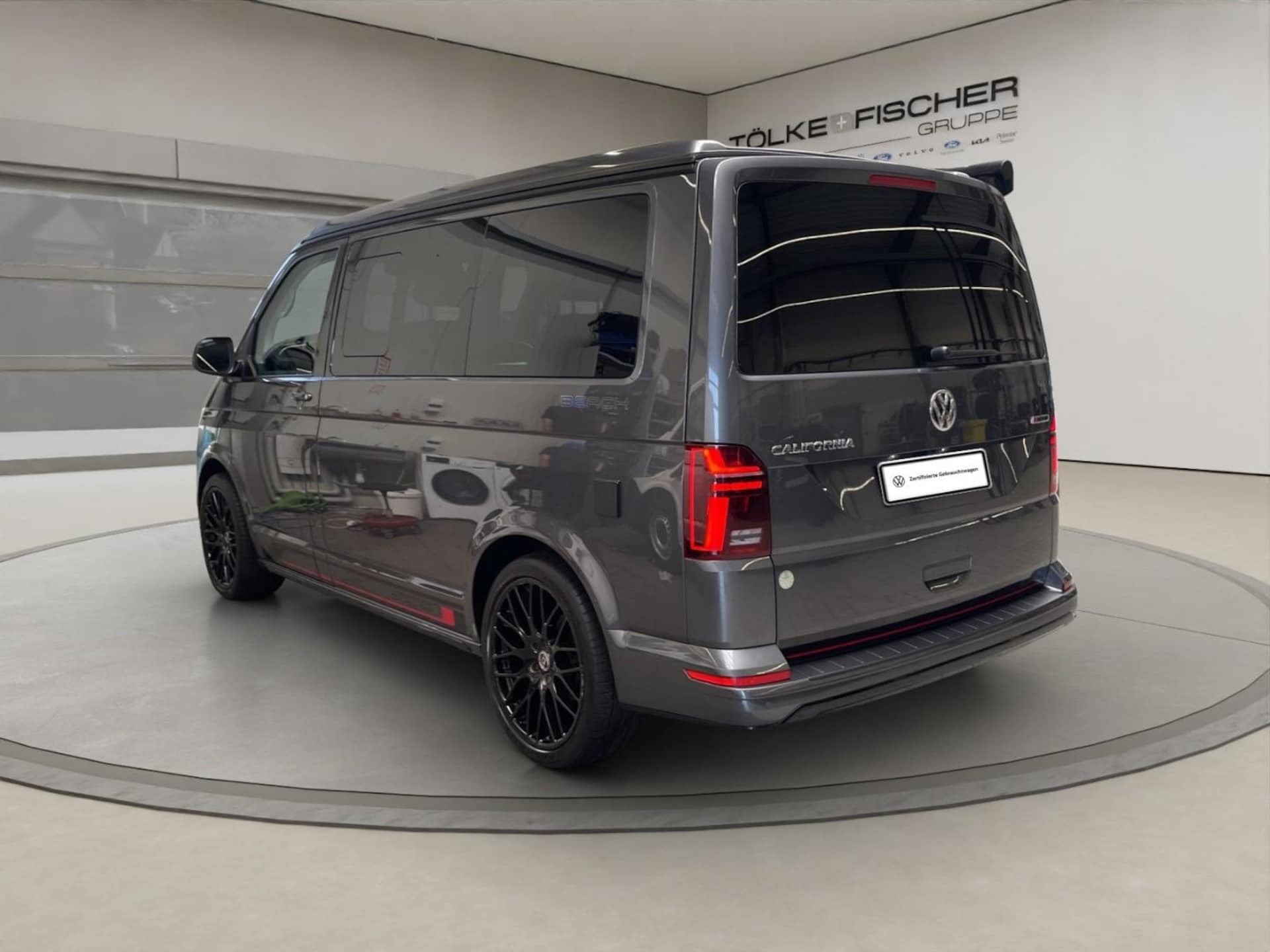 Volkswagen T6.1 California Beach