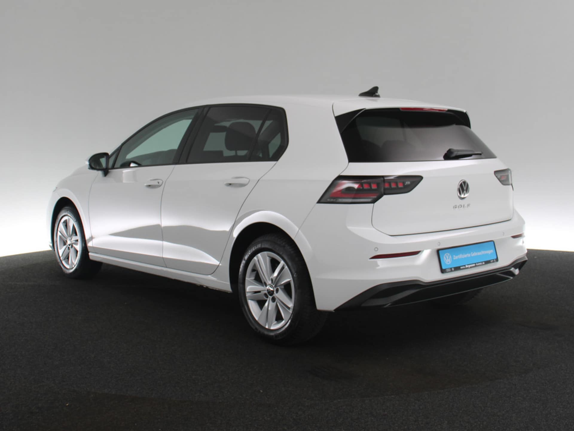 Volkswagen Golf Life
