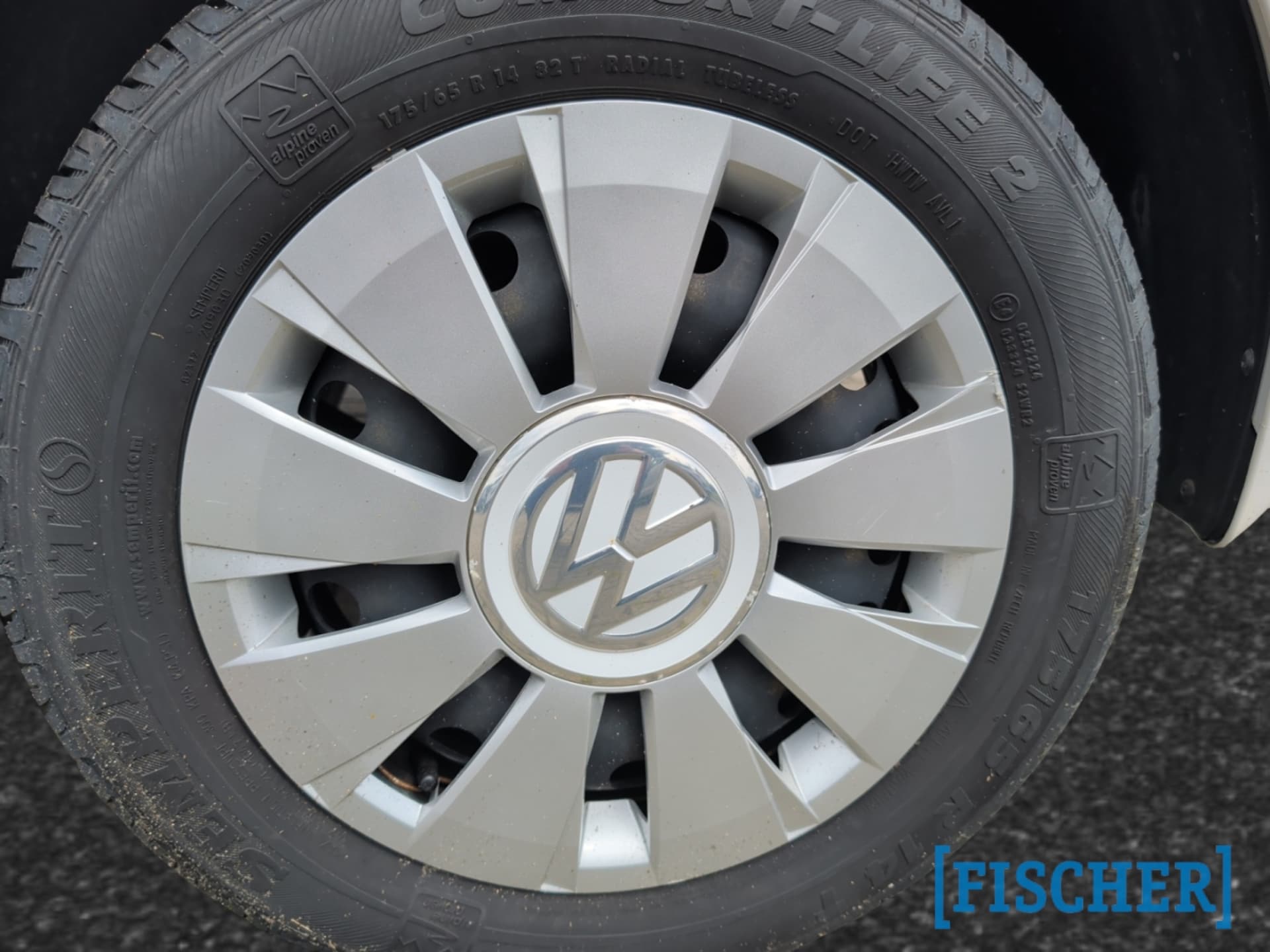 Volkswagen up! move up!