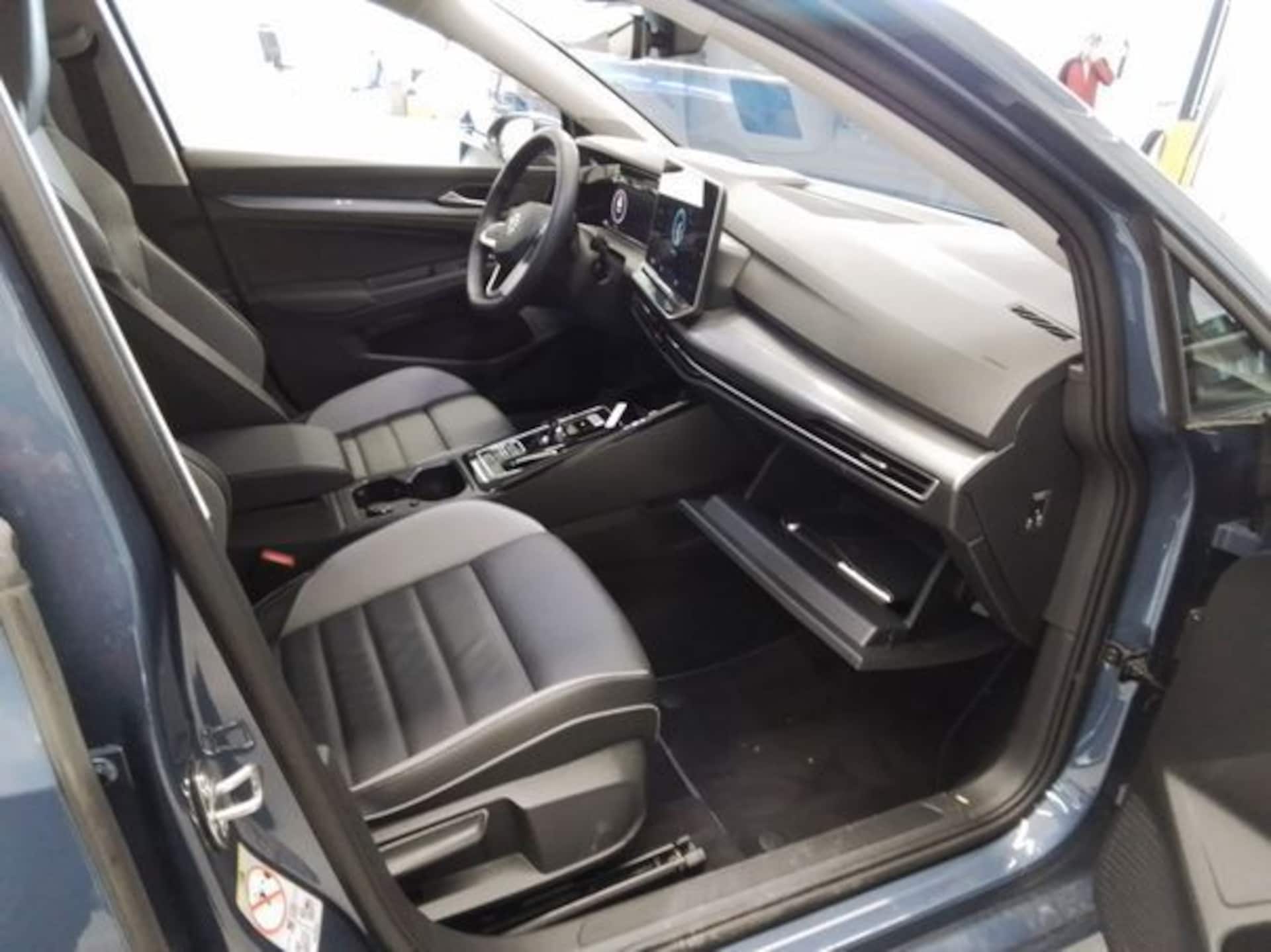 Volkswagen Golf Variant Style