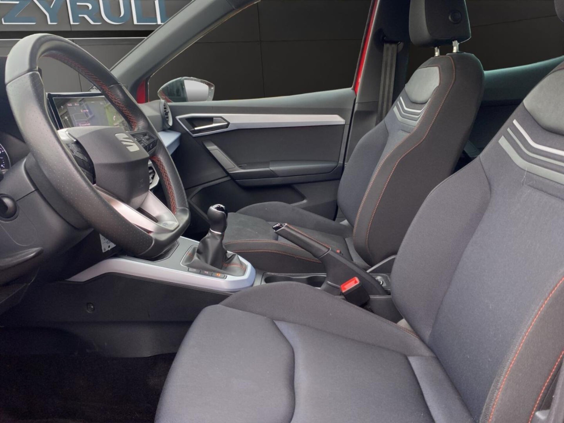 SEAT Arona FR