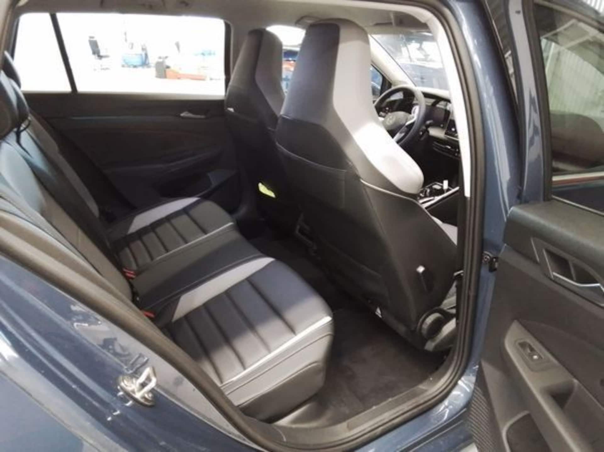 Volkswagen Golf Variant Style