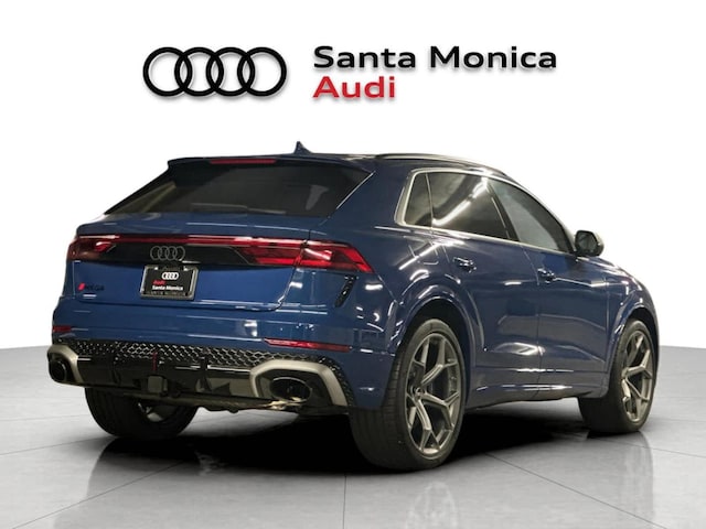 2026 Audi RS Q8 SUV performance