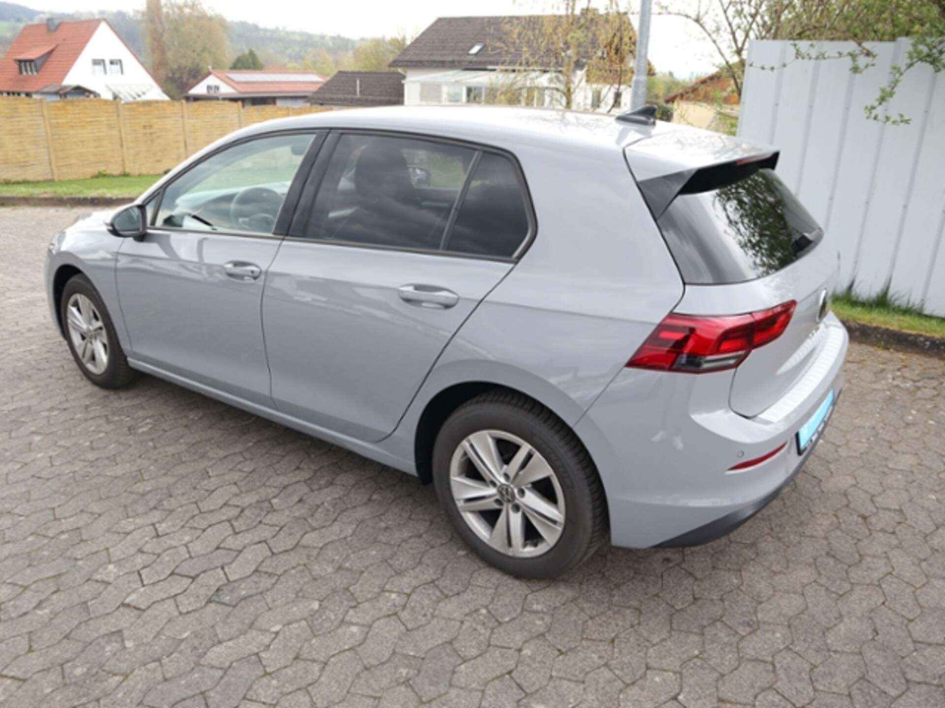 Volkswagen Golf Life