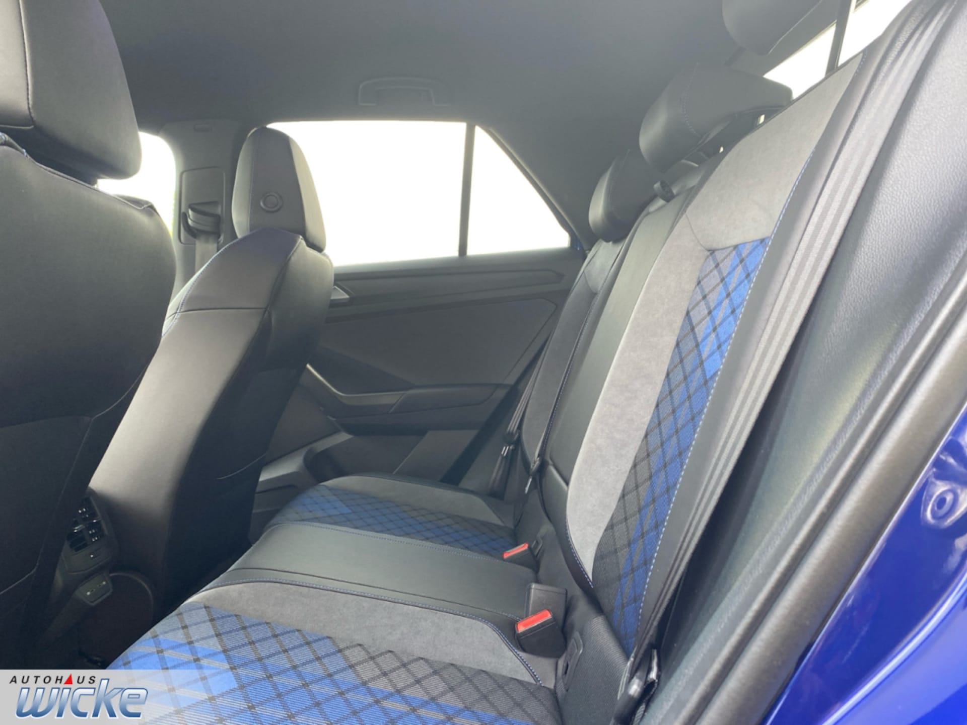 Volkswagen T-Roc R
