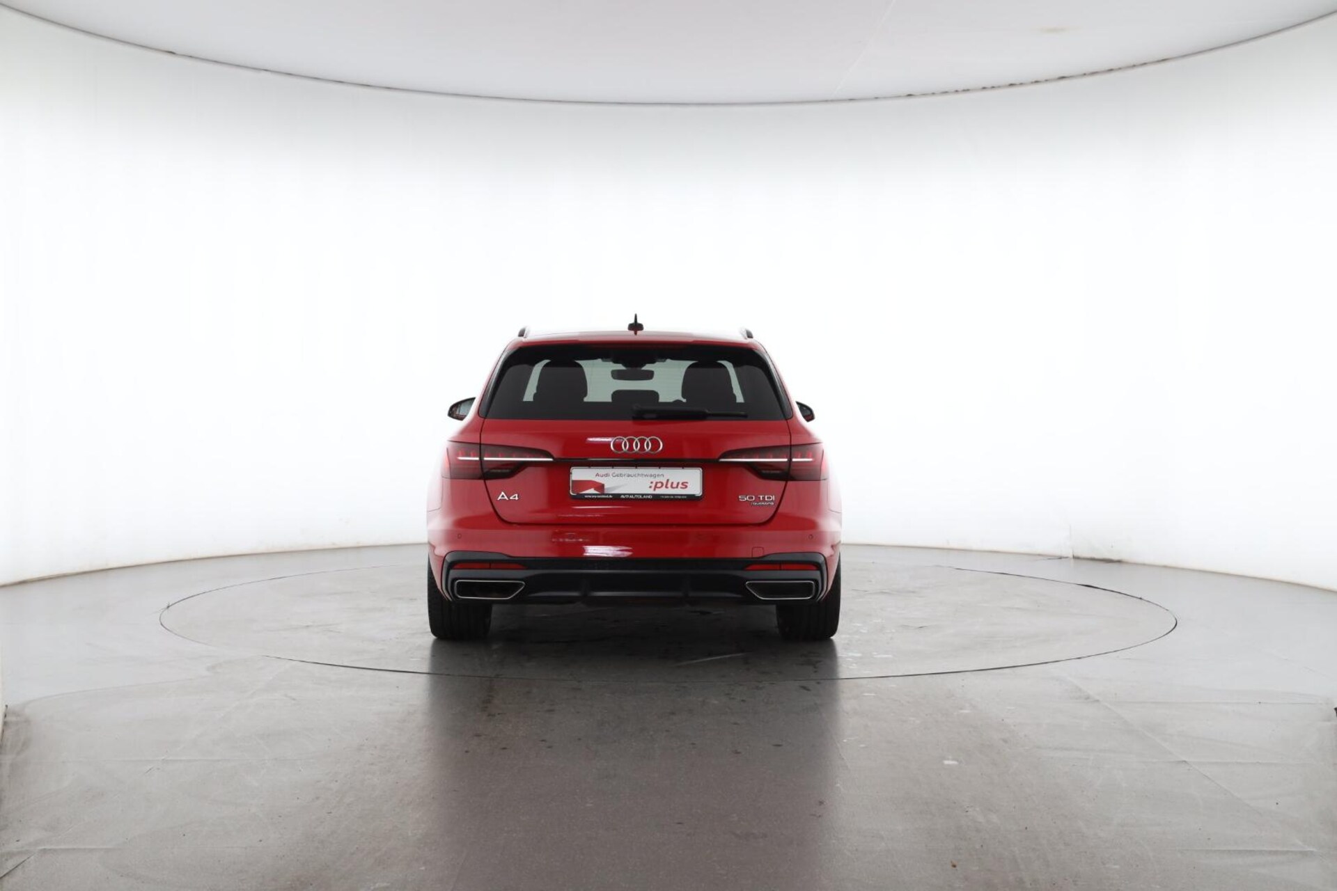 Audi A4 Avant S line