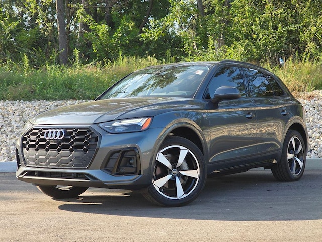 Photo of 2023 Audi Q5
