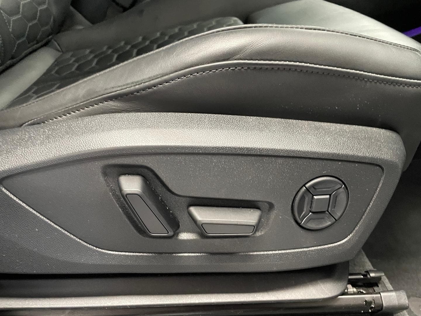 Image about Audi RS Q3 TFSI quattro S tronic
