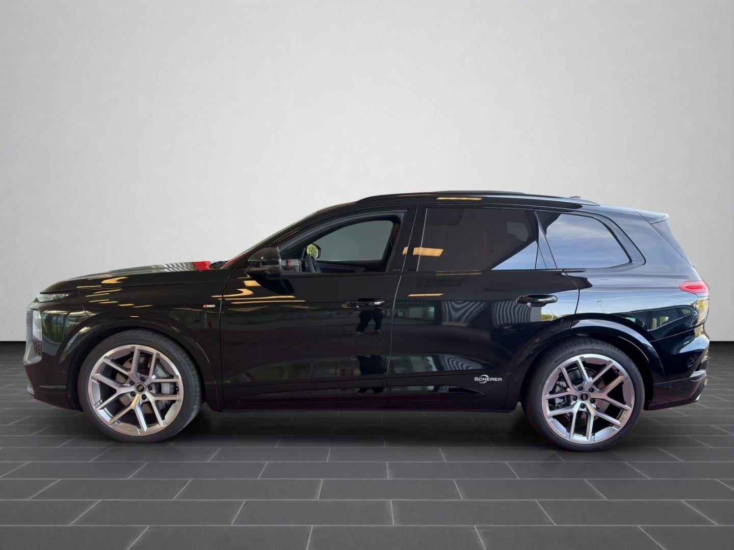 Bild über Audi Q7 SUV TDI quattro 220 kW tiptronic - für weitere Informationen kontaktieren Sie den Audi Partner