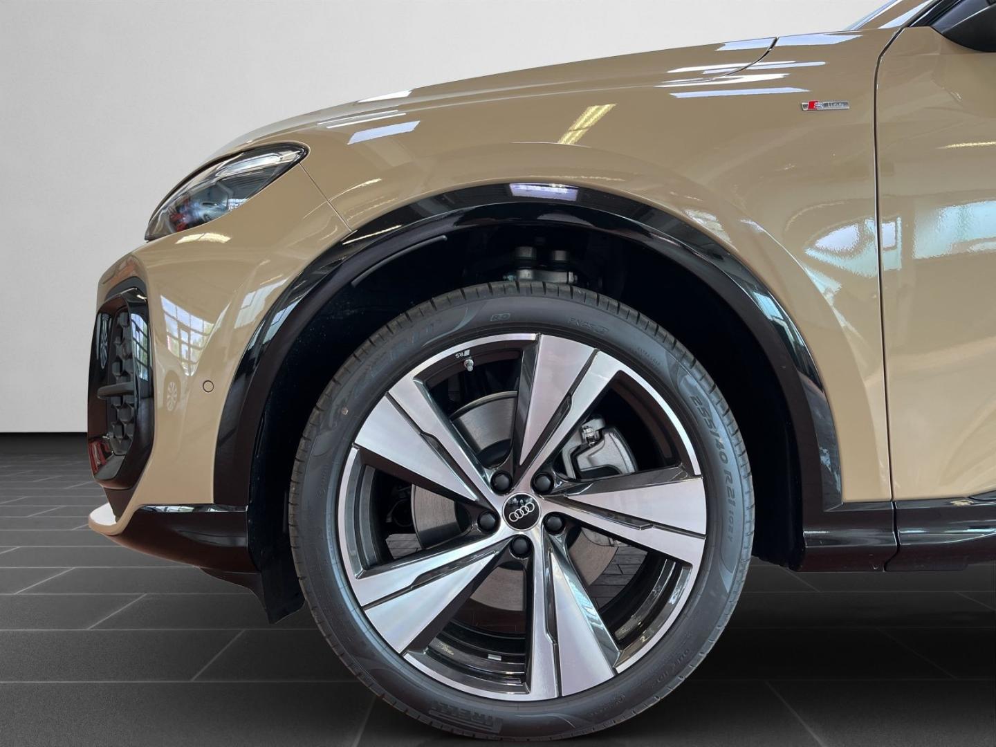 Image about Audi Q5 Sportback TDI quattro 150 kW S tronic