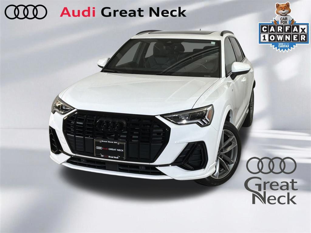 2023 Audi Q3 45 TFSI S Line Premium quattro's photo