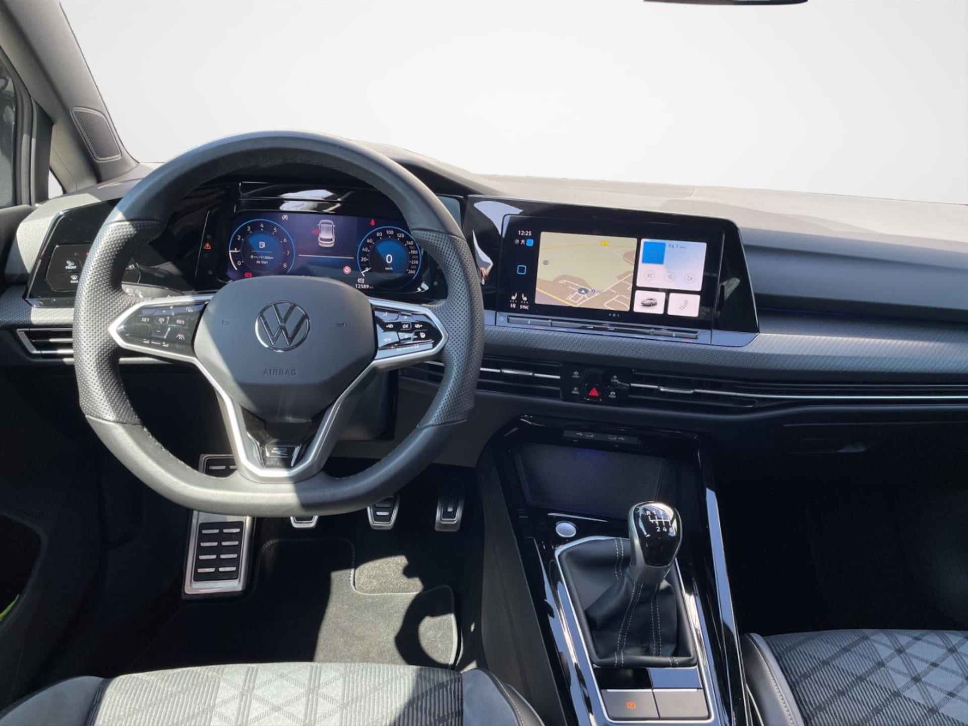 Volkswagen Golf R-Line