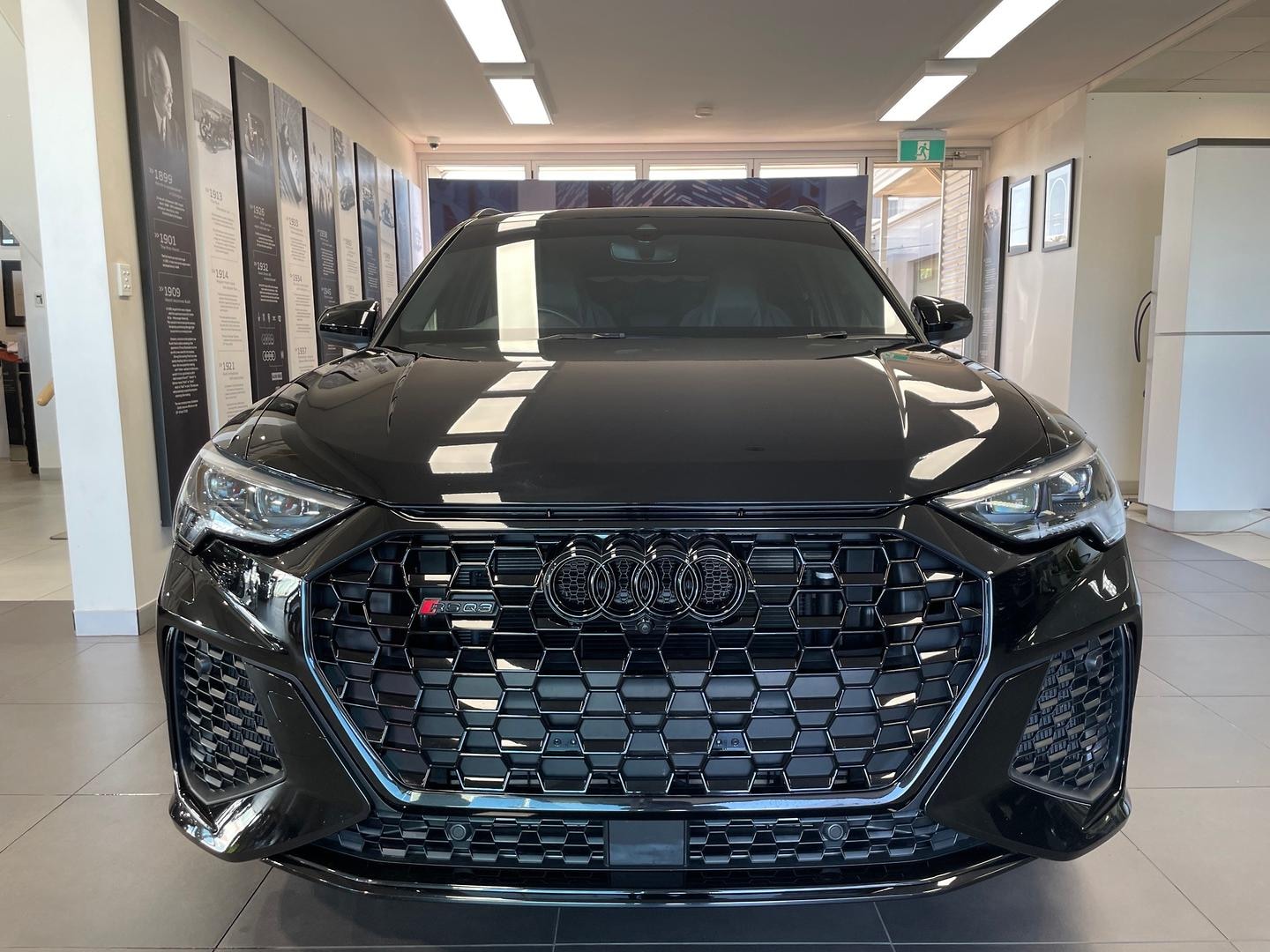 Image about Audi RS Q3 TFSI quattro S tronic