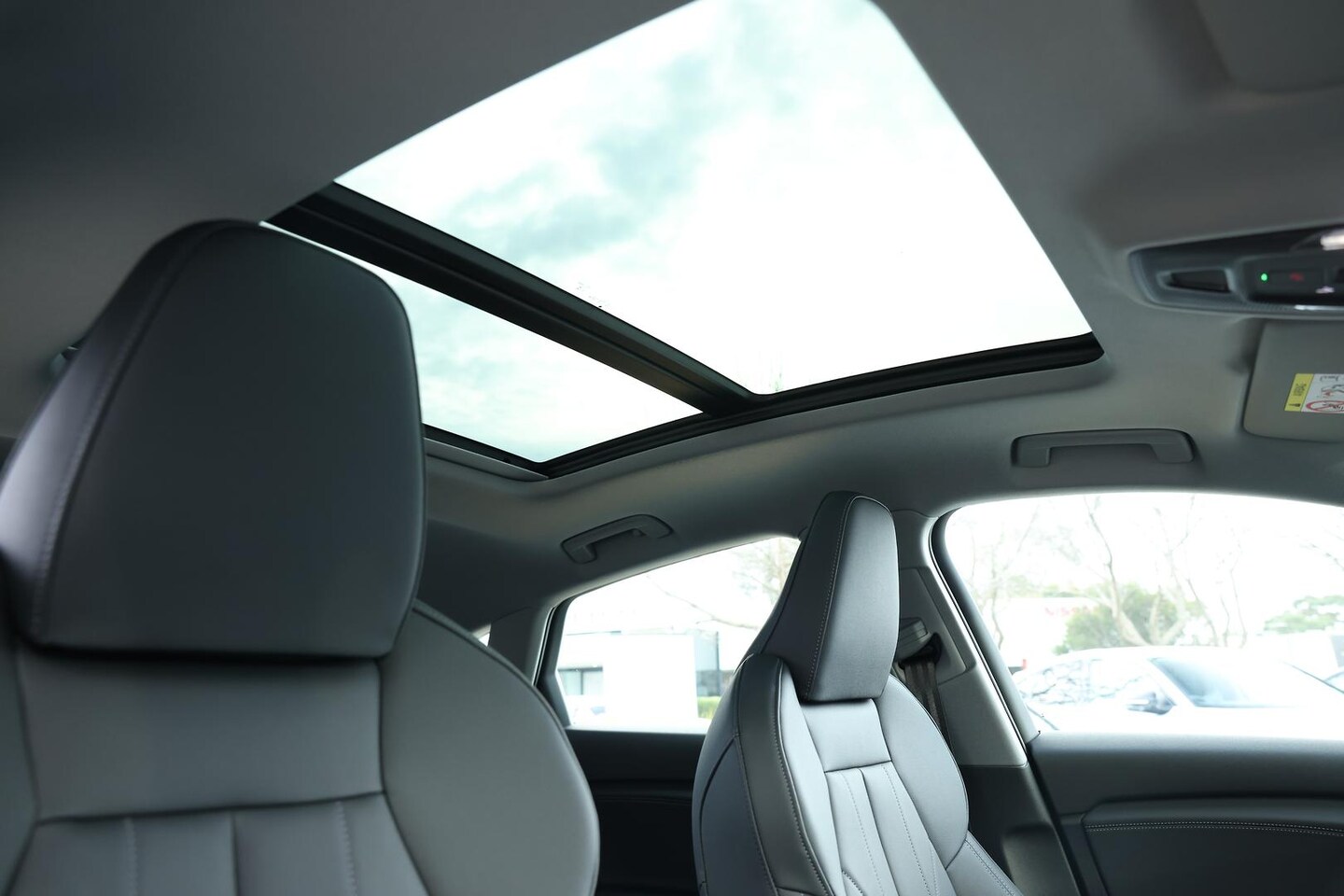 Image about Audi Q6 Sportback e-tron e-tron