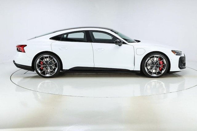 2026 Audi RS e-tron GT Performance Base - Photo 21