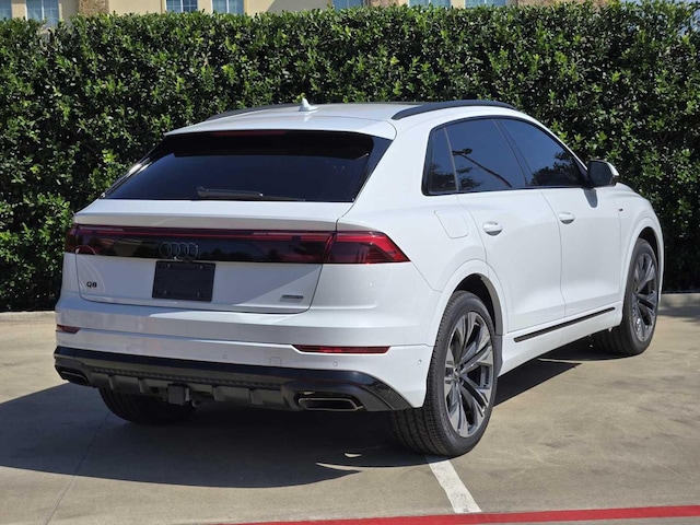 2026 Audi Q8