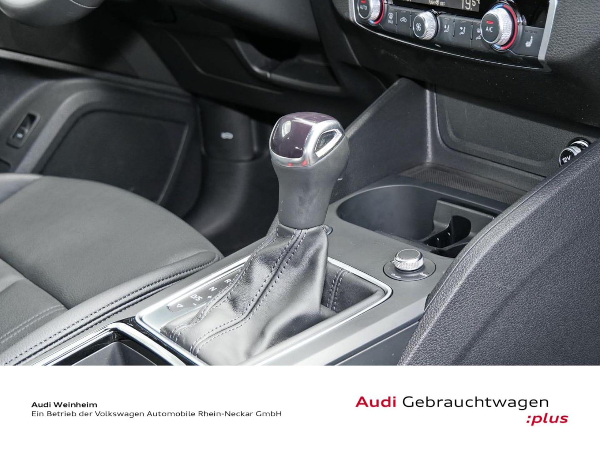 Audi Q2 S line