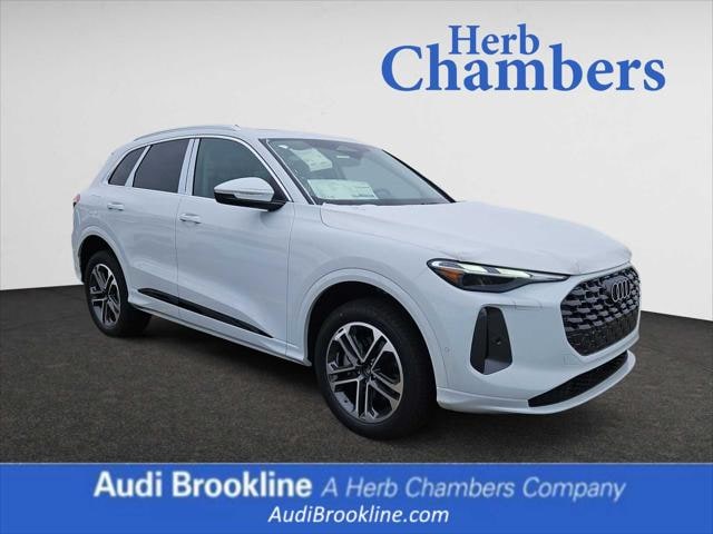 2025 Audi New Q5 Premium's photo